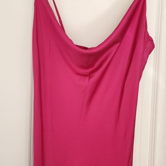 Silk Cocktail Dress Fuchsia Color Size 4-6 Fitted Cut - Picture 5 of 9